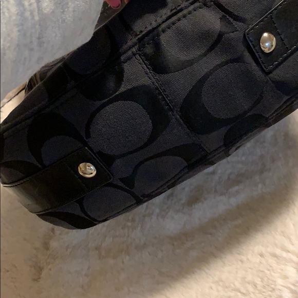 Coach purse - Picture 2 of 8